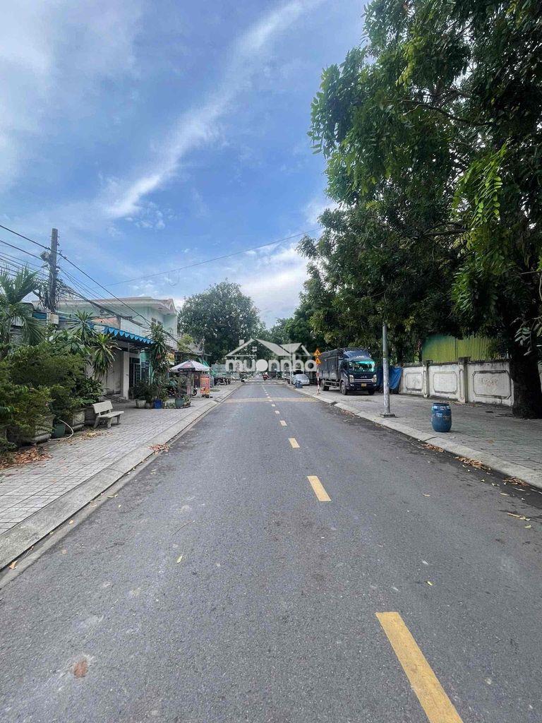 Cần bán nhà lầu và 14 phòng trọ