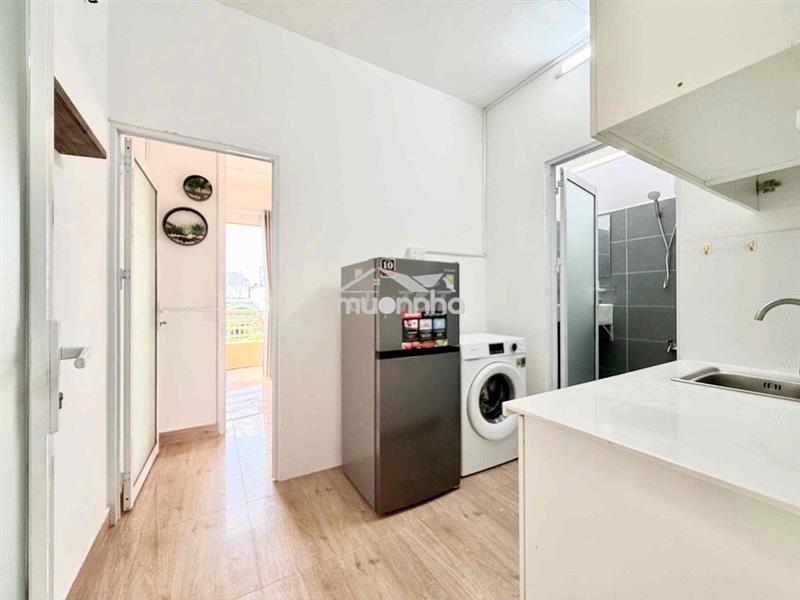 Căn hộ 37m2 tách bếp, ban công có máy giặt riêng gần đh văn lang