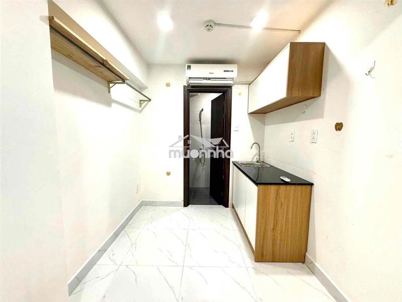 🏡Cho thuê phòng giá tốt 3,xx tô hiến thành q10 thang máy hầm xe✅