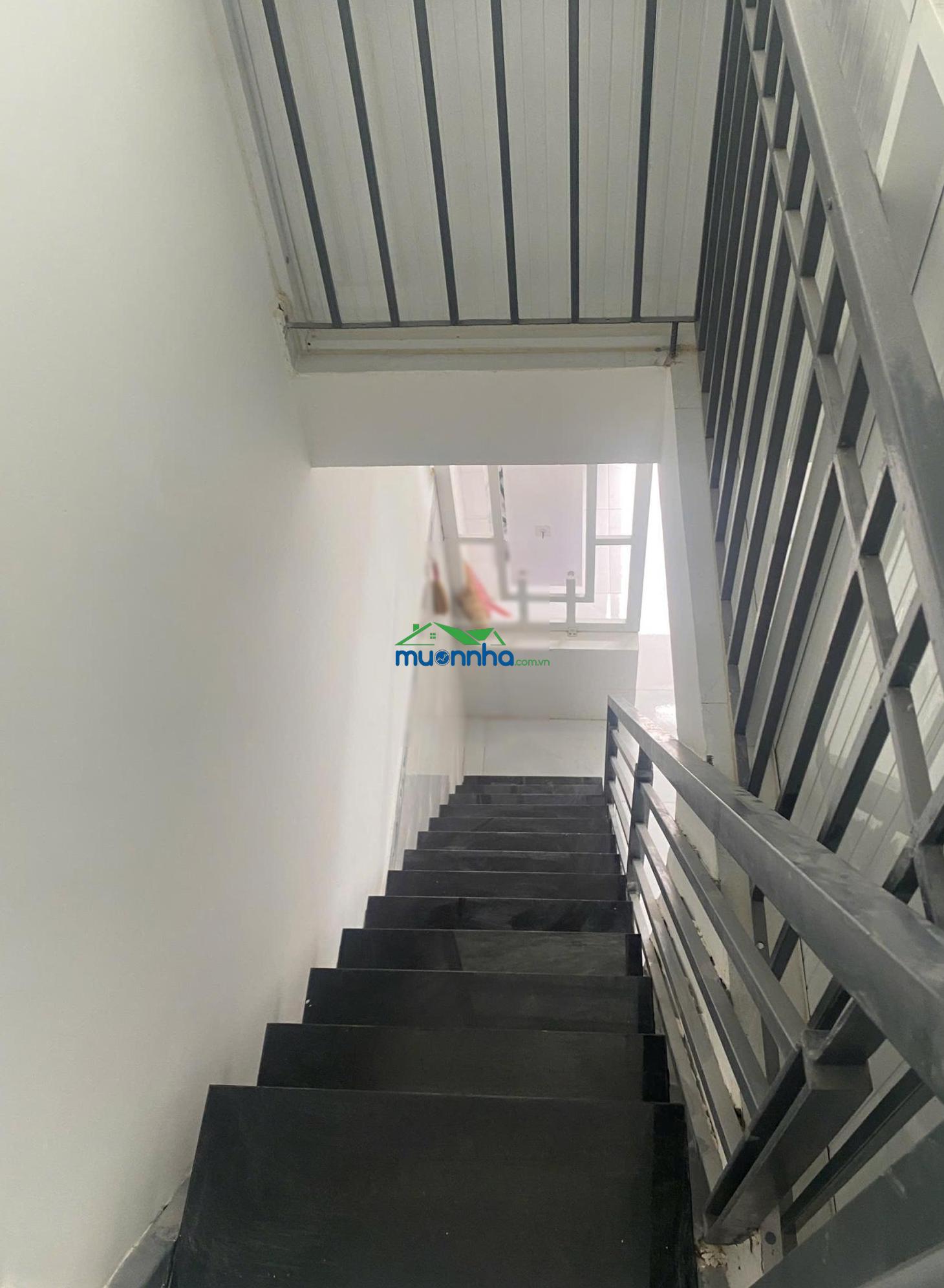 Chính chủ bán gấp nhà đẹp bình thạnh chỉ 3,5 tỷ, 1 trệt 1 lầu 1 lửng, 2 phòng ngủ, 1 gác lửng - 3