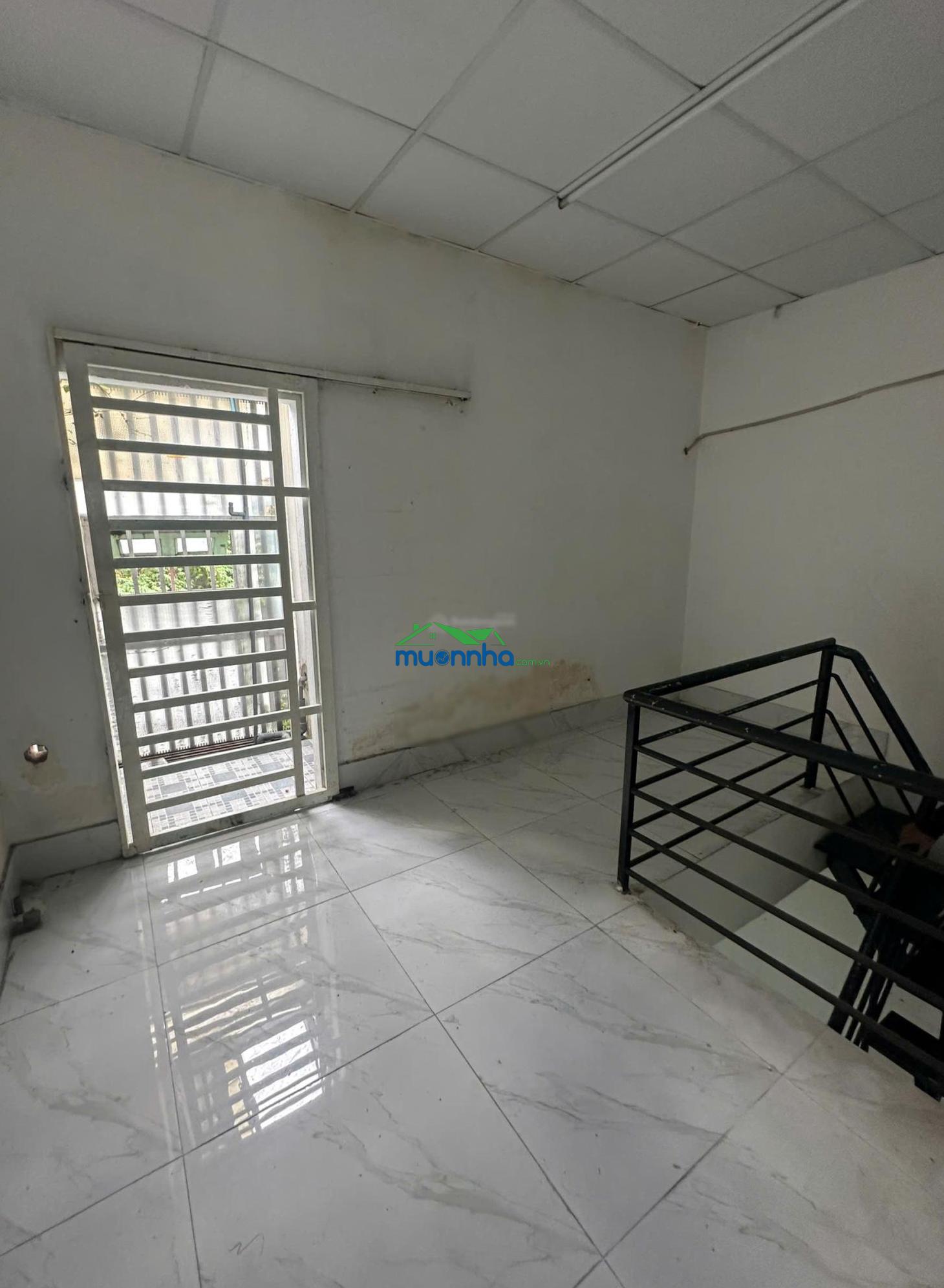 Nhà ngộp cần bán gấp nhà 4x10m ở lê văn khương quận 12 ngay chợ thiếc giá còn tl