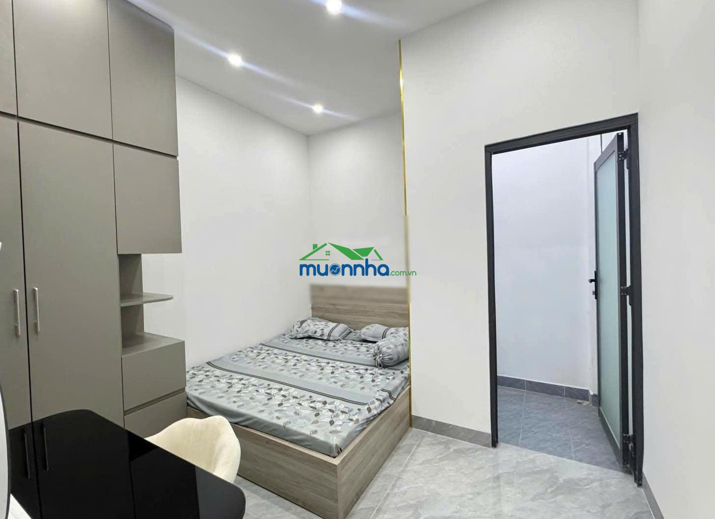 Giảm 200tr bán nhà 1 trệt 1 lầu đường số 2, p. 3 gv, có giếng trời thoáng mát, shr-giá 3,75 tỷ(tl) - 2