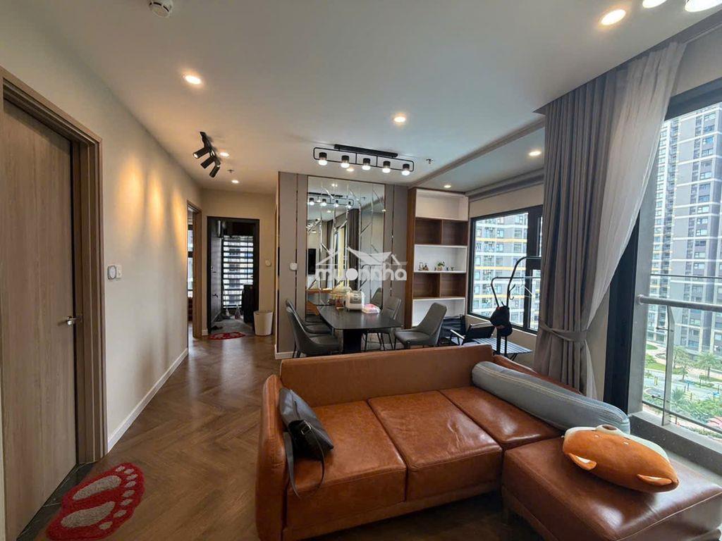 Cho thuê căn hộ góc 2pn+ vinhomes grand park full nội thất view hồ bơi - 2