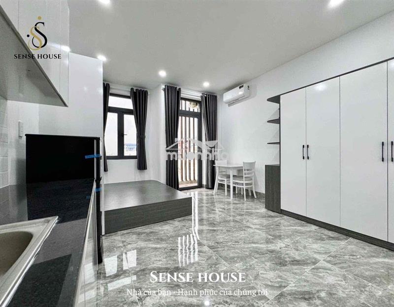 Bóc seal 8p studio mới xây | thang máy | ngay ngã tư bốn xã