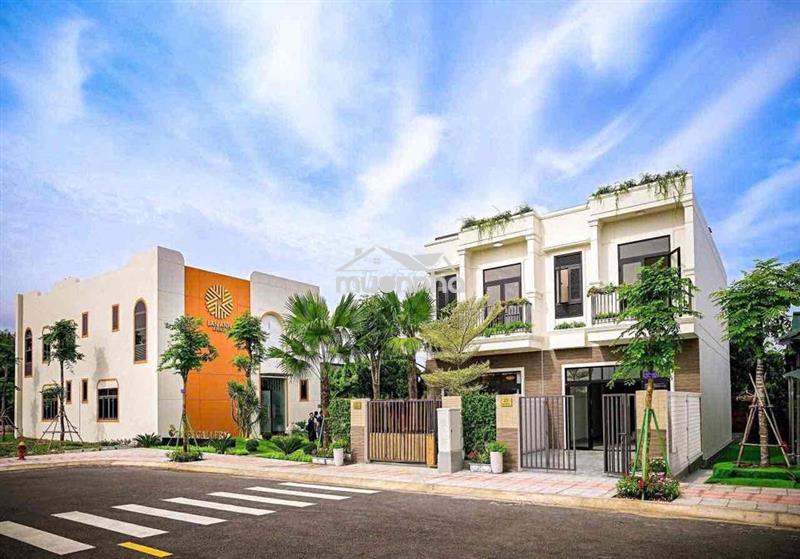 CẦN BÁN NHÀ TRUNG TÂM HỘI NGHĨA , TÂN UYÊN , BD