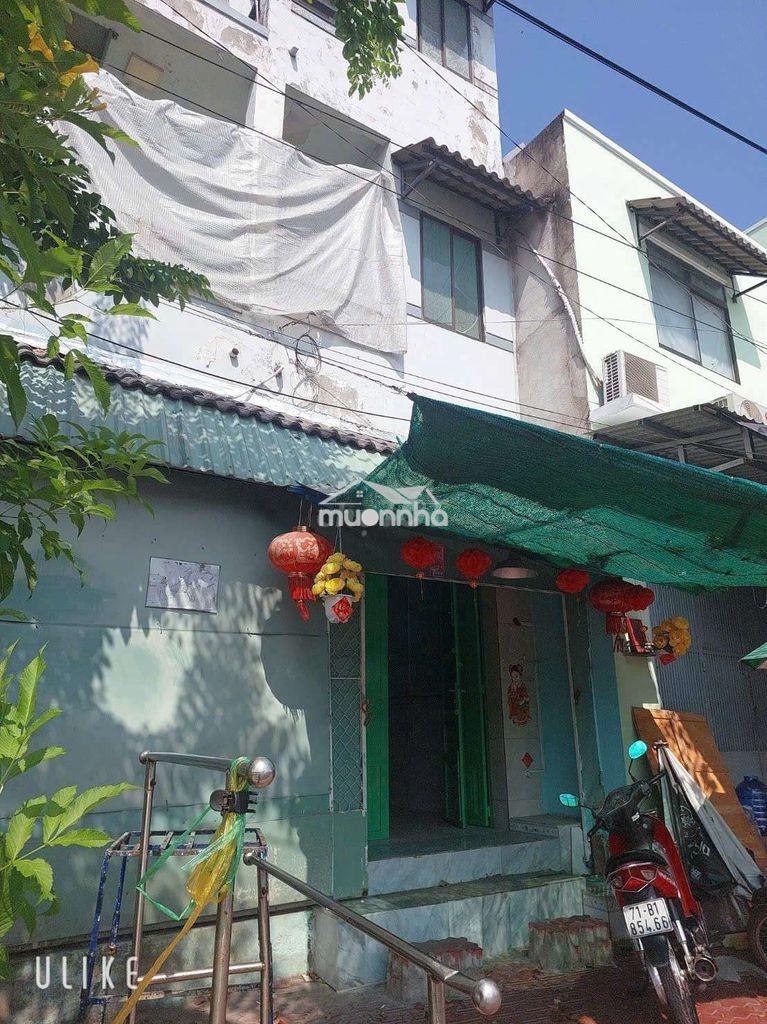 Cho thuê nhà mặt tiền song hành ql50 xã phong phú