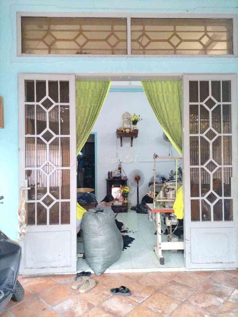 8m×14m -.lô góc - tô ký - sát gò vấp