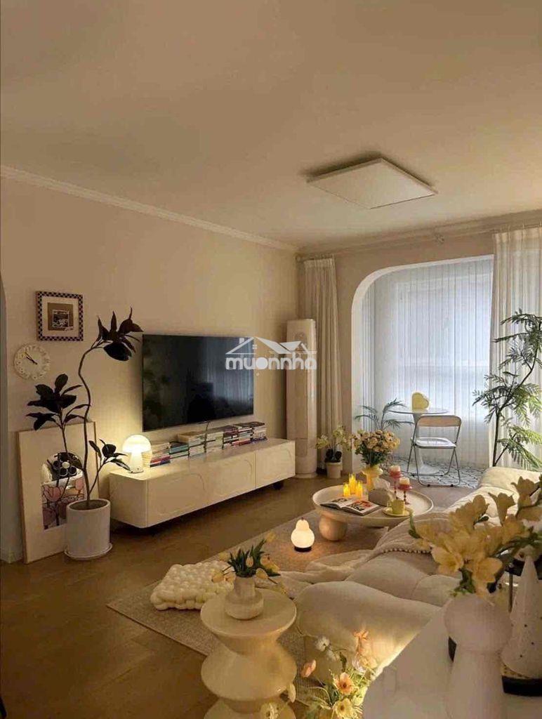 Cho thuê căn hộ mini lý phục man q7, 40m2, full nội thất, ban công tho