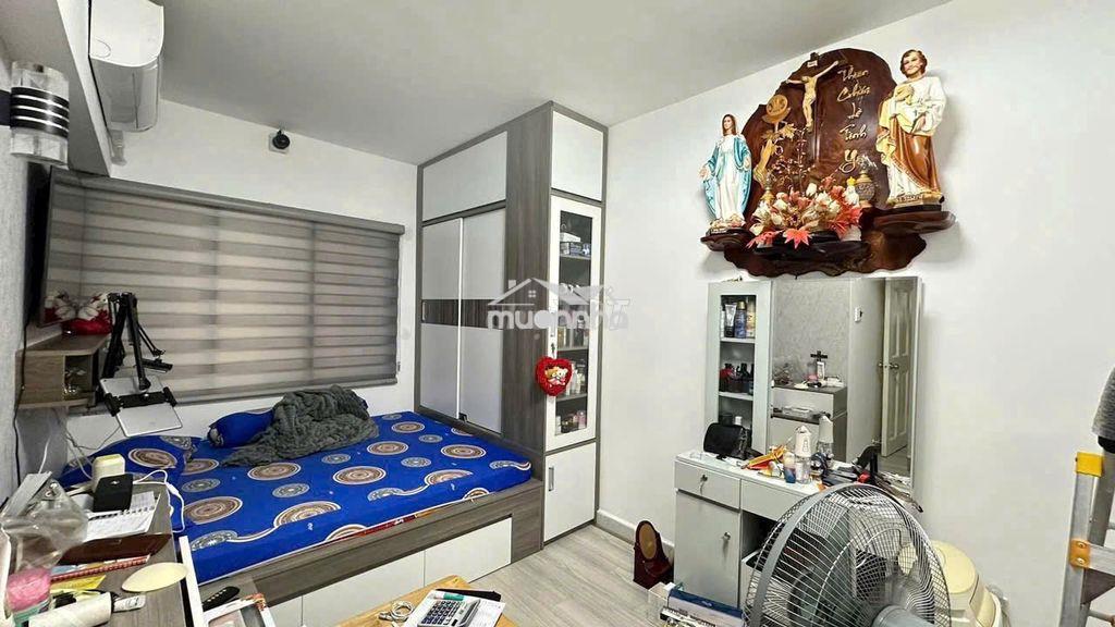 Chính chủ bán căn hộ 2pn chung cư bàu cát 2 lô a chỉ 3ty2 - 4