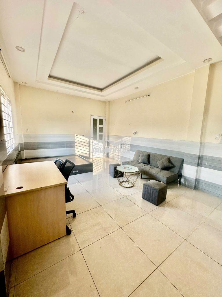 Căn hộ dịch vụ siêu thoáng luxury gần ngã 4 ga