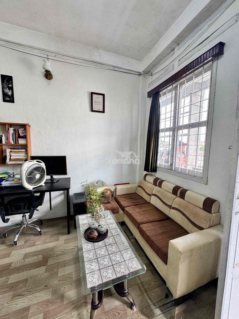 Bán chung cư lạc long quân – quận 11 - giá chỉ 1.95 tỷ  📍 vị trí đẹp n - 2