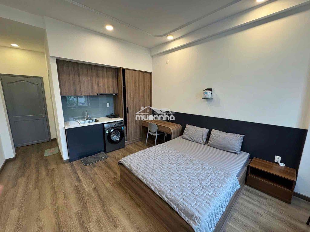 Studio ban công mới xây ngay lê văn việt - 4