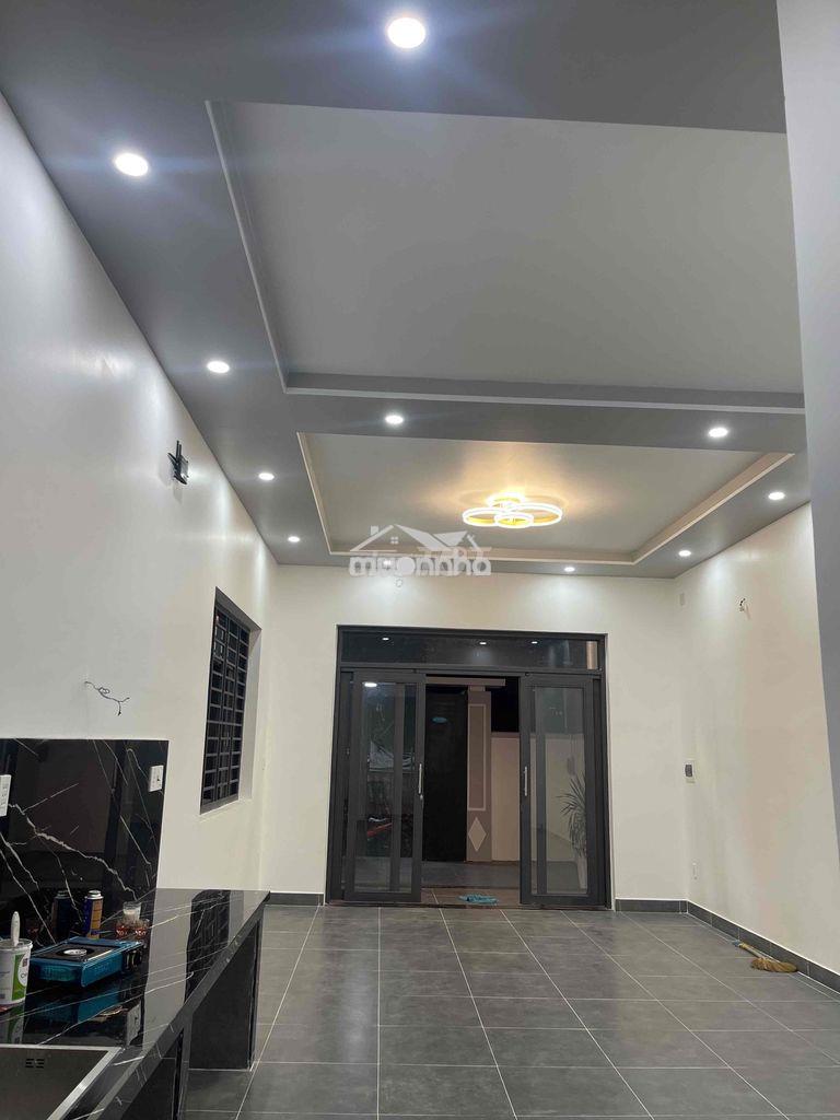 Chính chủ cho thuê nhà nguyên căn mới xây dựng 100% ,