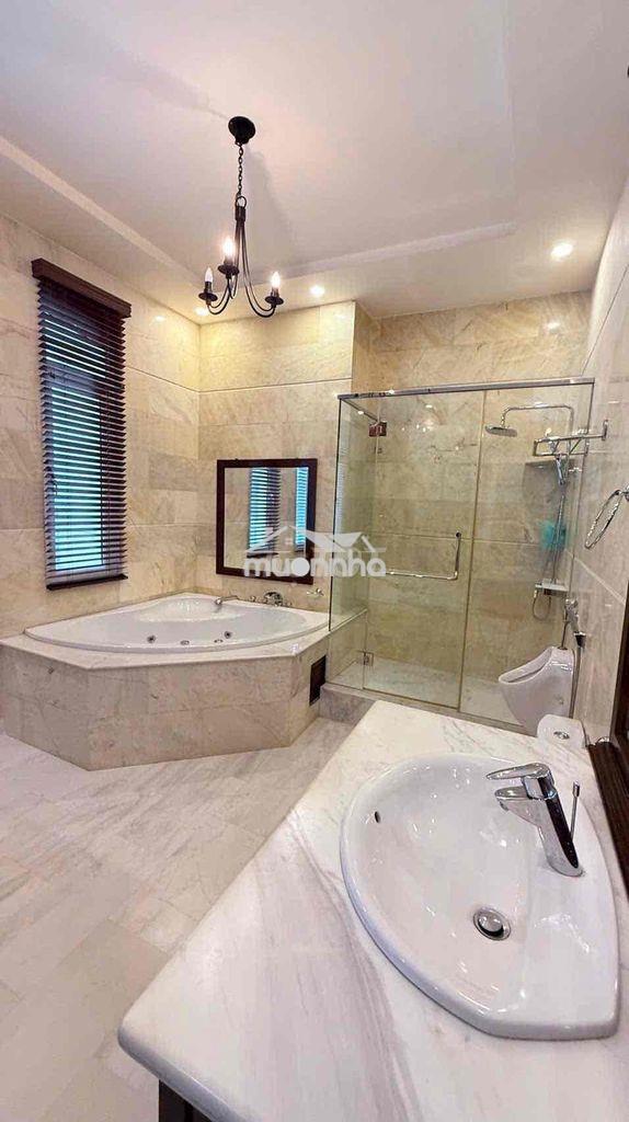 Biệt thự mt hoàng văn thụ khu sầm uất 500m2 hồ bơi mới giá 5.000$/th - 3