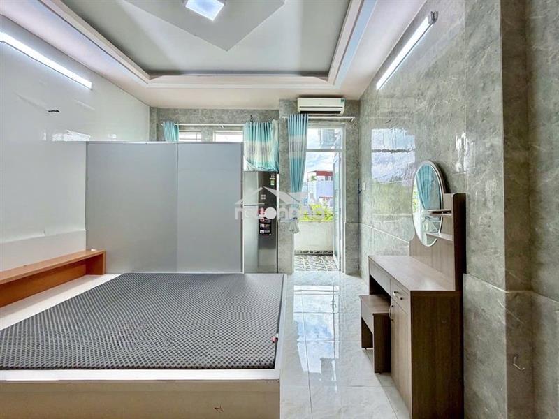 Phòng 30m2 view công viên-mới setup xong
