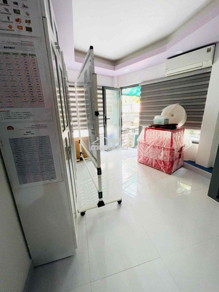 🔥 Nhà ngon - mới - 36m2 - 5 tầng sân thượng - hẻm 4m - gần chợ bà chiể - 4