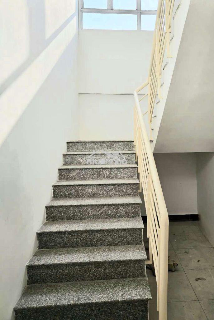 Penthouse 315m2 3 phòng ngủ cc giai việt samland 854 tạ quang bửu p5q8