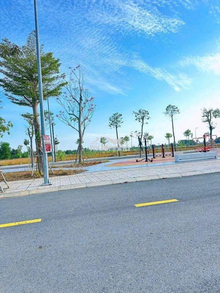 Đất cách sân bay long thành chỉ 8p di chuyển-full thổ cư-sổ riêng-1ty2 - 4