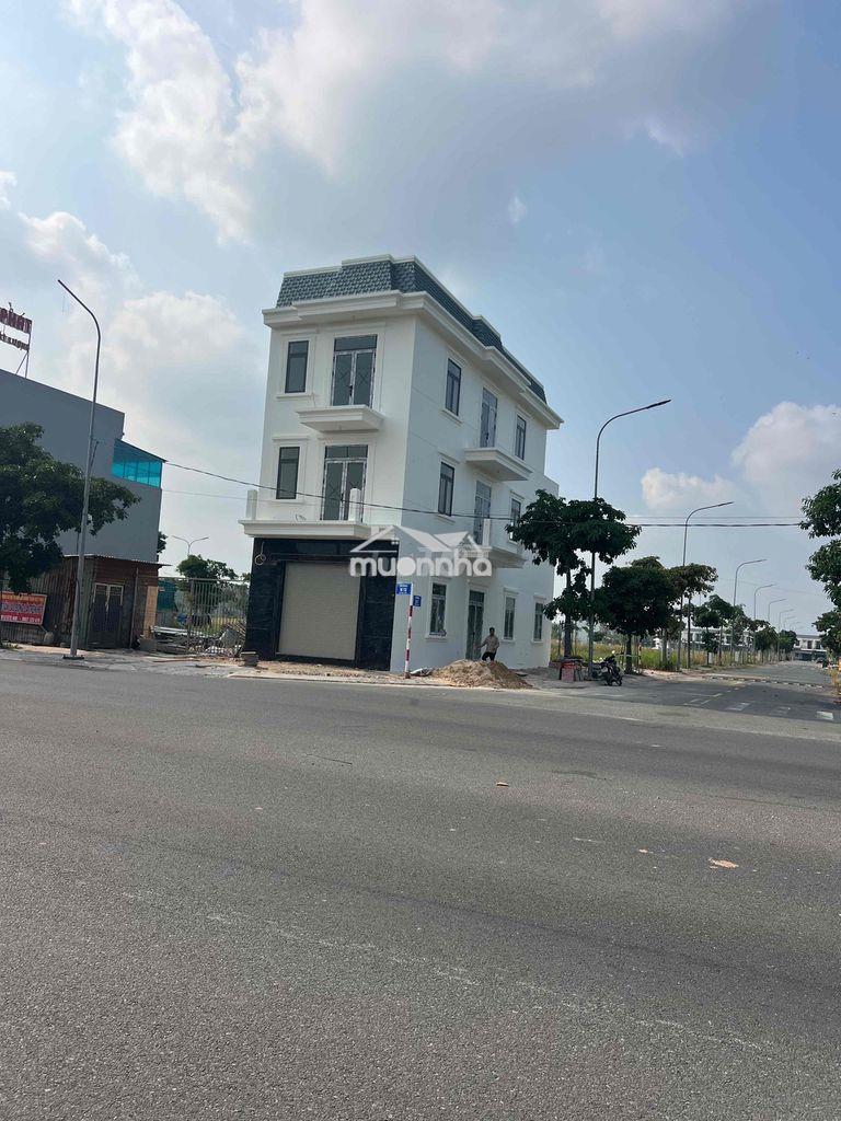 CHO THUÊ MẶT BẰNG LÔ GÓC DIỆN TÍCH 150M2. 1 TRỆT 2 LẦU.