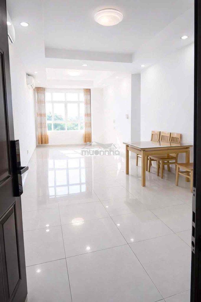 Cho thuê lại 2 phòng chung cư cộng hoà plaza full nội thất