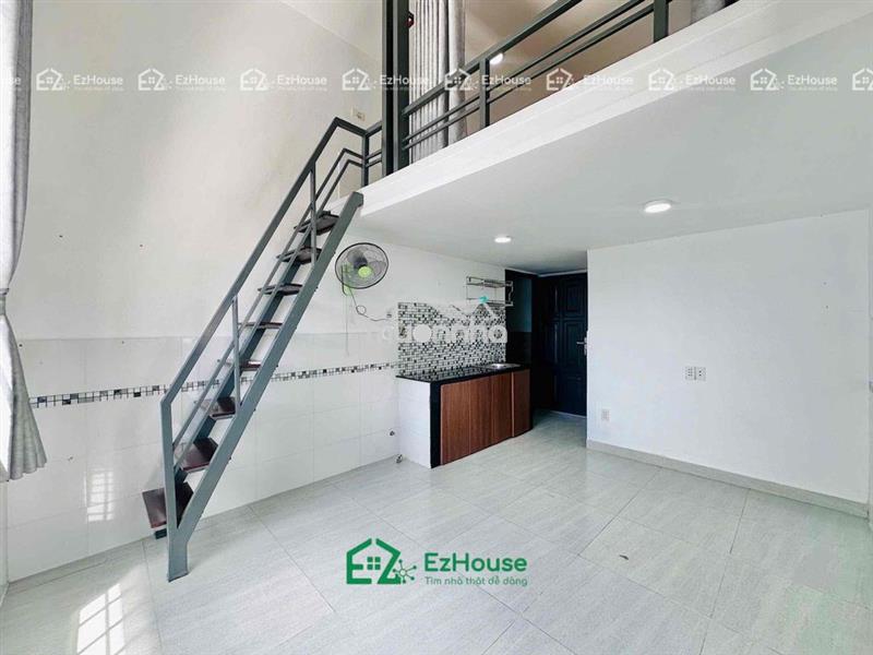 Duplex cửa sổ trời - gác cao - ngay đầm sen - hoà bình - đh văn hiến