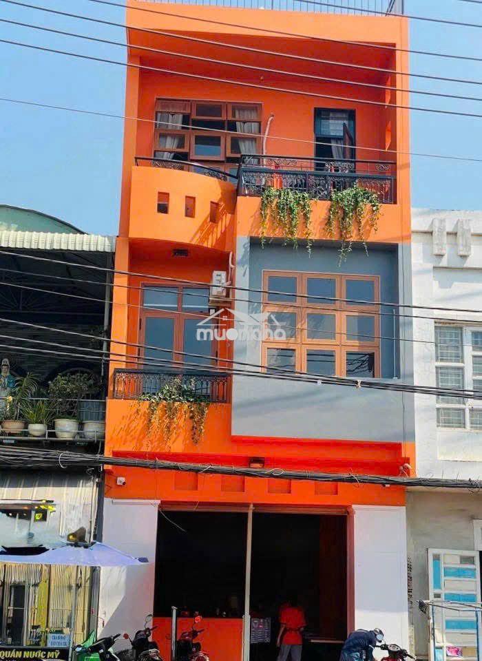 ✅✅Cho thuê nhà 2 lầu mặt tiền sầm uất sát ngã tư thủ đức 