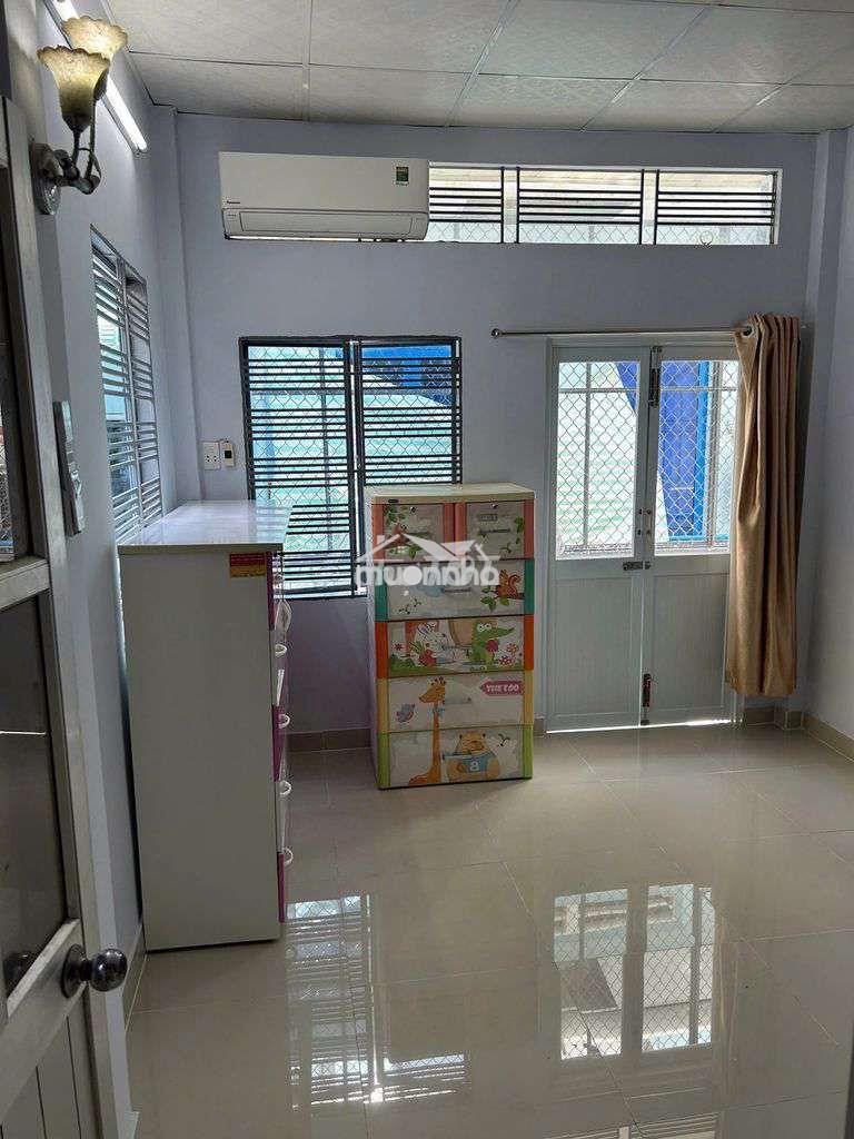 Chính chủ cho thuê nhà 2pn đường nguyễn tri phương, quận 10 - 3