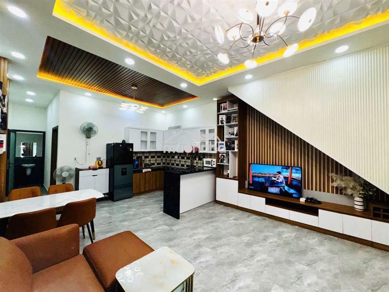 1pn có khu vực bếp riêng kết hợp phòng khách gần cầu rạch ông 