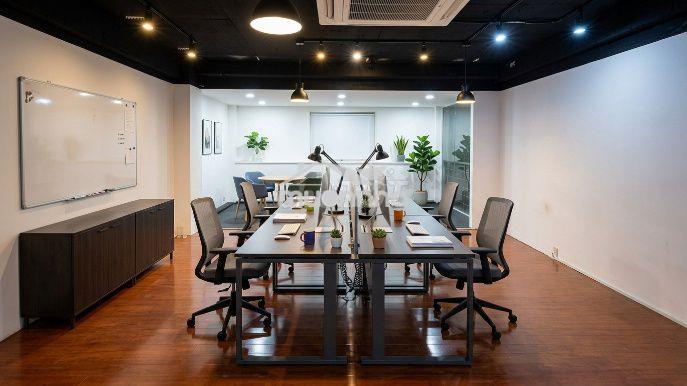 Chỉ 9 phút đến sân bay – văn phòng 40m² giá tốt, setup sẵn