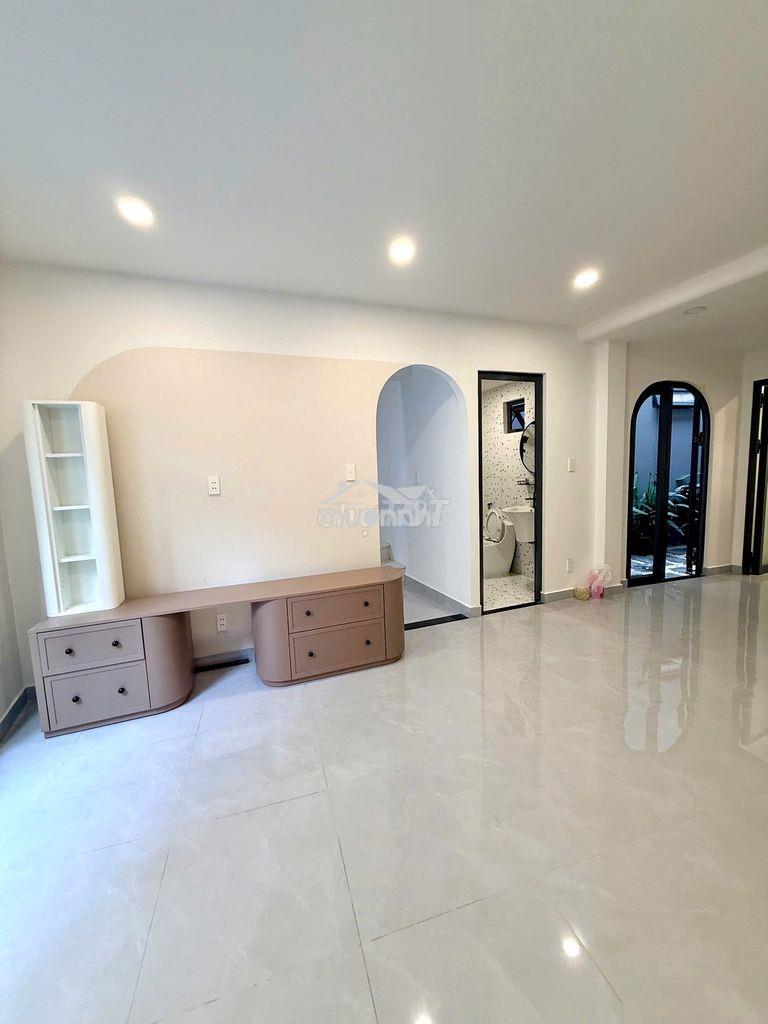 Bán nhà 68m²-ngang 6.2m giá 7.5 tỷ full nội thất mới 100% tại quận 4 - 4