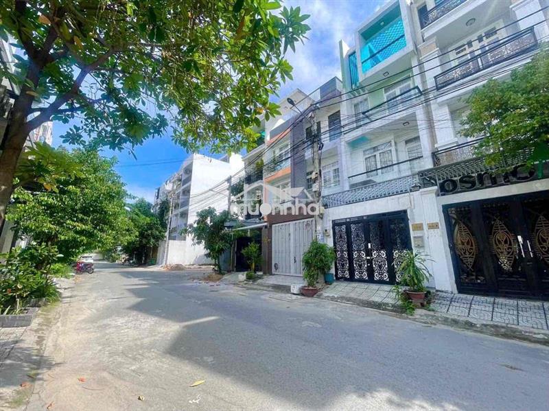 Bán nhà 3 lầu ngay chợ bình triệu đường 12 mét