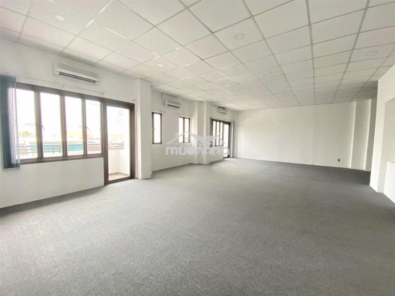 Văn phòng khu k300,giờ tự do,95m2 giá 22,5 triệu/th tòa nhà đường c18