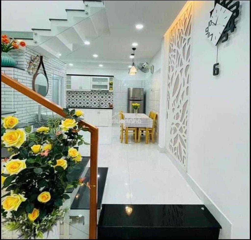 Chính chủ cần bán gấp nhà giá 2 tỷ 550 - 2