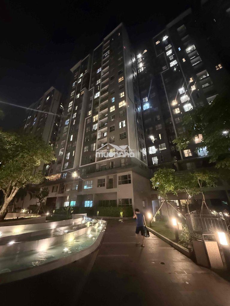 View hồ bơi giá bán 2,8 tỷ; view thành phố giá 2,7 tỷ mới 100% - 2
