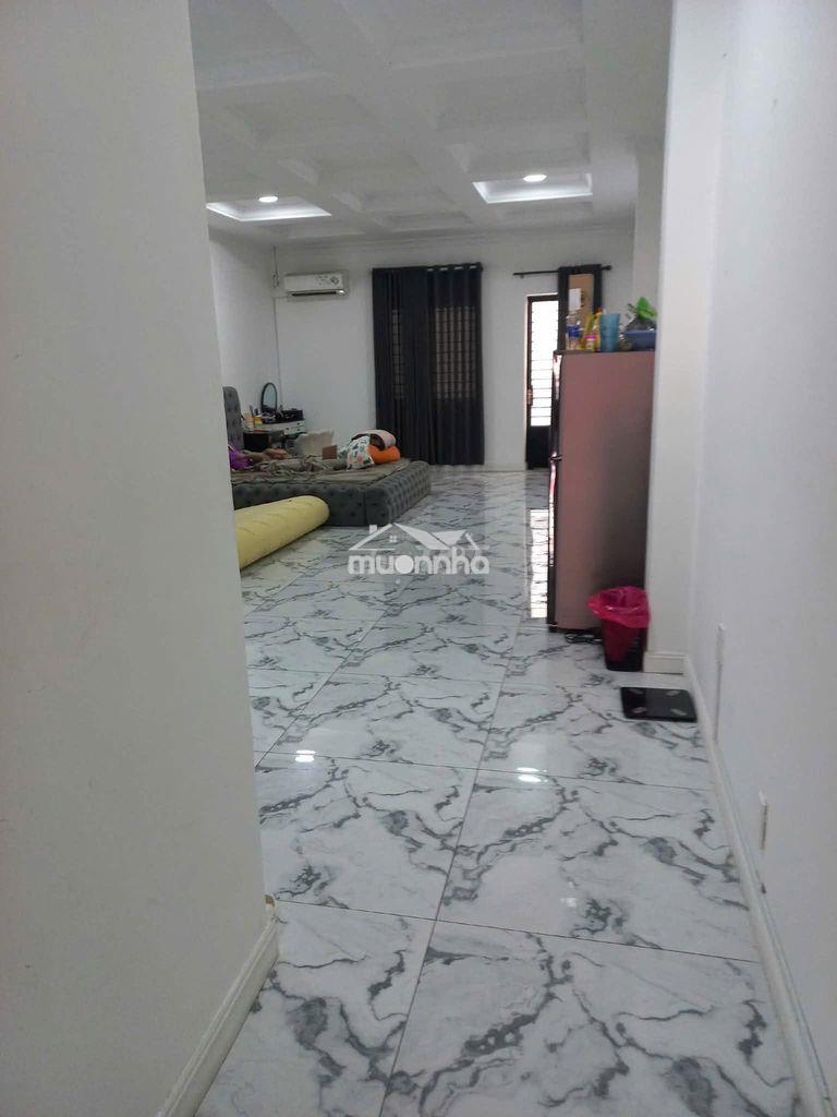 Nhà nguyên căn đường lê văn sỹ , trệt 3 lầu ,