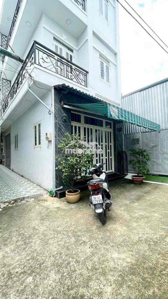 🌹🌹🌹 Cho thuê nc 2l 2pn hẻm 2018 htp - trống ở liền - ko nt 🌹🌹🌹