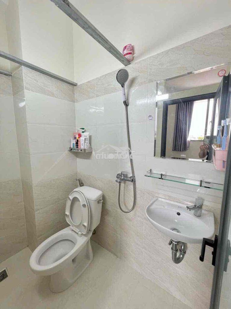 Phòng trọ có cửa sổ thoáng tại tân quy - 2