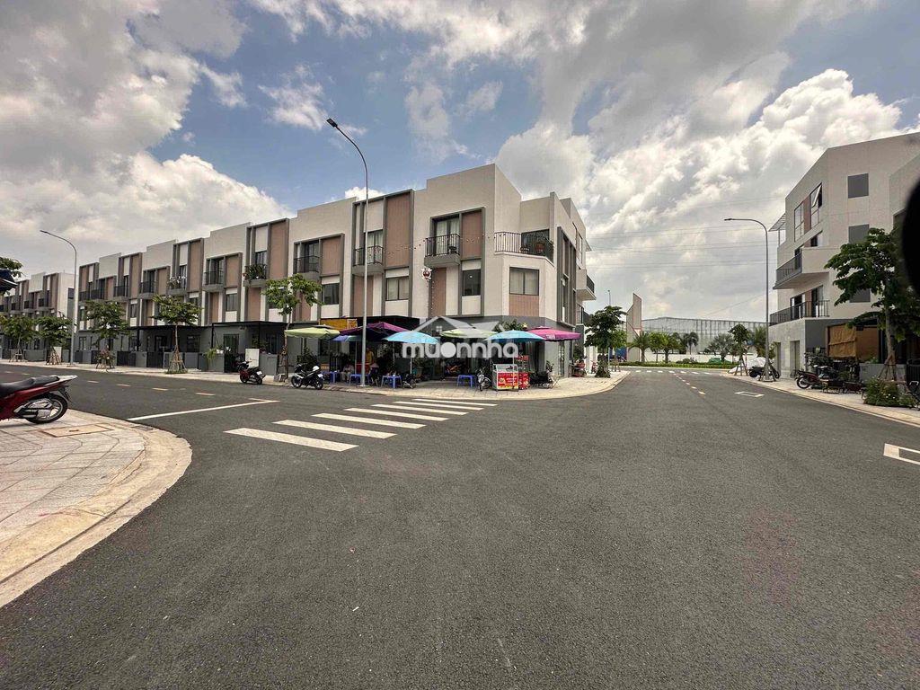 Cho thuê nhà mới 3phòng ngủ 100% k.home hòa phú ngay kcn visip 2 - 2