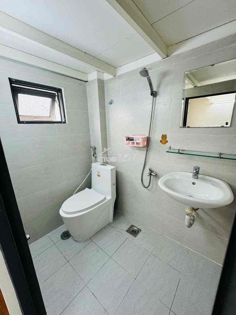 Duplex sạch sẽ, có thang máy - 3