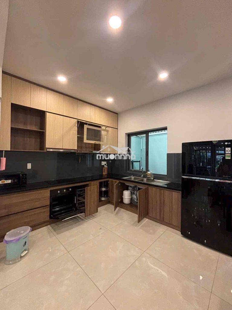 Cho thuê nhà 3 tầng 4pn 3wc đường liên phường liền kề global city q2