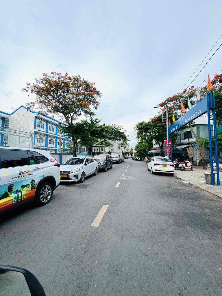 Mặt tiền hụt tương lai là mt chính  bán đất tặng nhà làm kho c4 nhà ph
