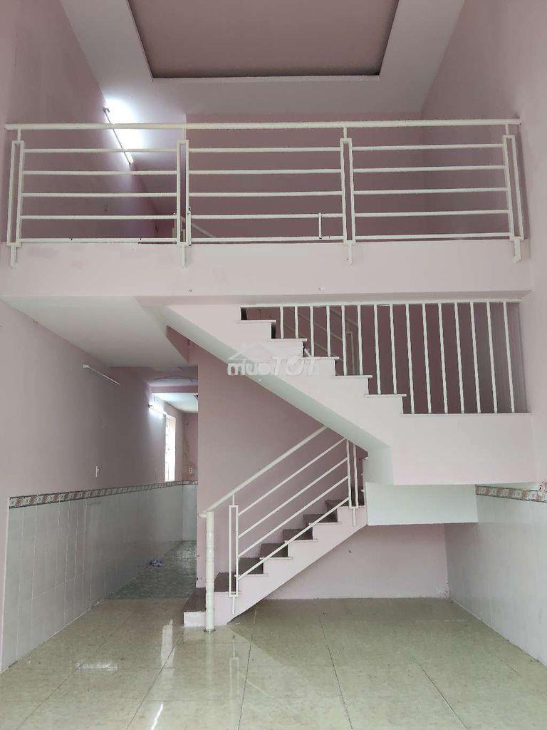 Nhà thuê 4 x16m 1 trệt 1 lửng 3pn2wc đường bà cả ấp 5 xã đa phước 