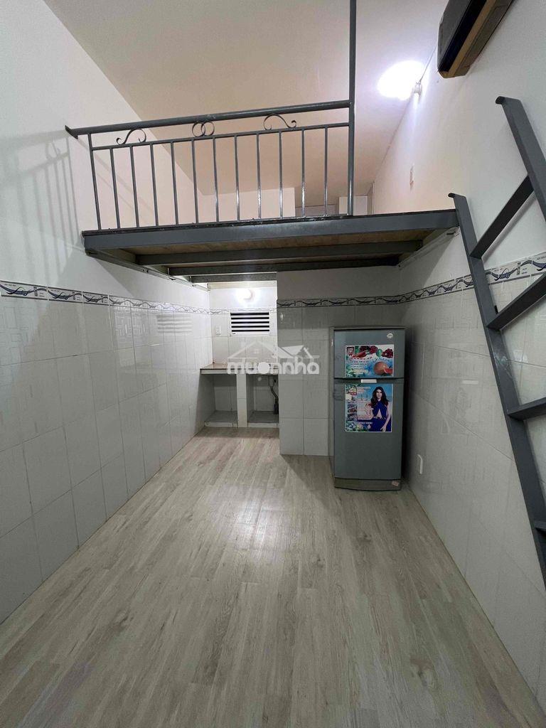 Phòng trọ có gát, có máy lạnh gần etown - 3