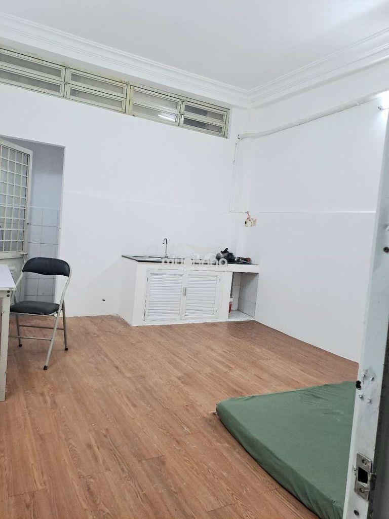 Phòng trệt mới rộng 28m2 47/24/13 bùi đình túy,,tiện nghi ,giờ tự do - 4