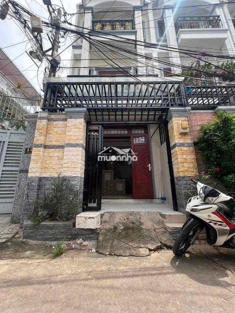 Cho thuê nhà 1 trệt 2 lầu hẻm đường chu văn an có 4pn, 3wc