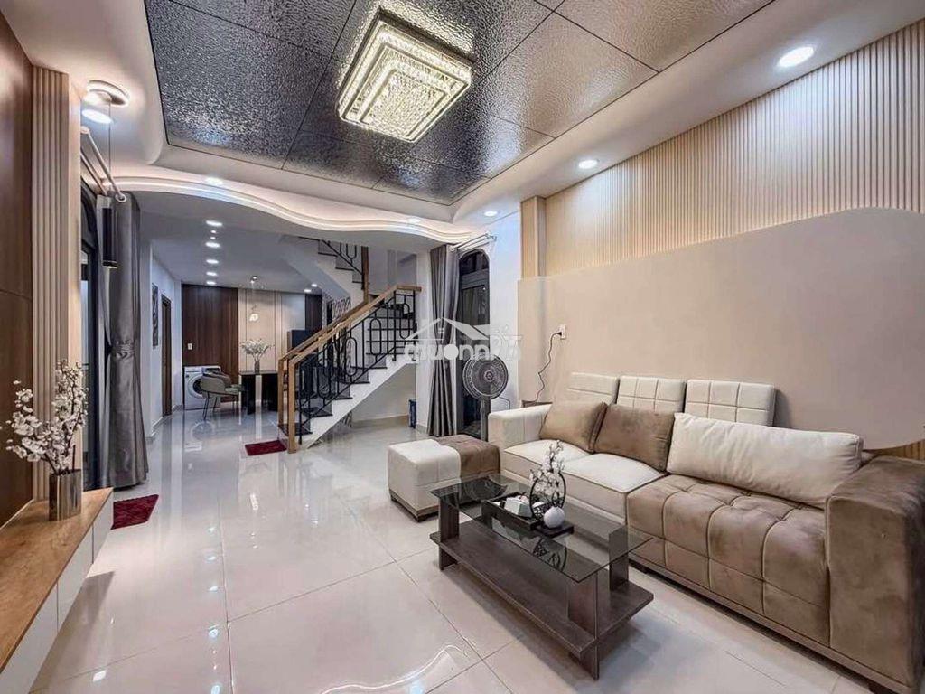 Xvnt - giáp q.1 - 60m2 - ngang 4.5m nở hậu 7m - 4pn - hơn 5tỷ.. - 3
