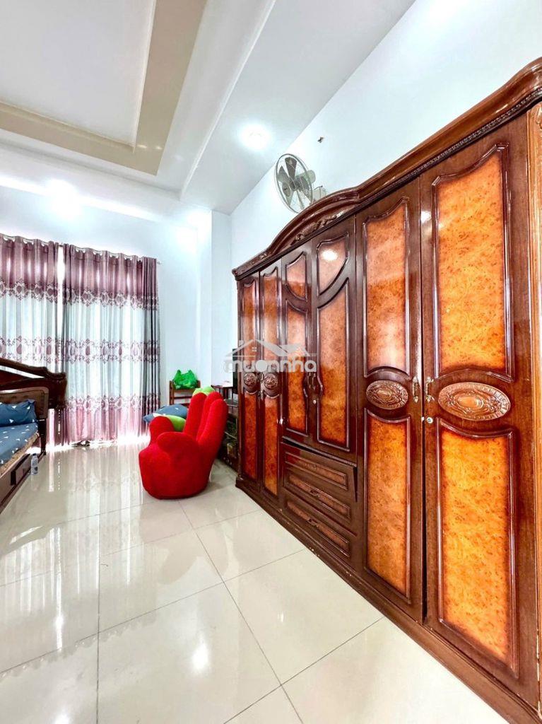Gấp bán giảm 3 tỷ - biệt thự  ngay lò lu – 550m² (10×50m) x 2t - 3
