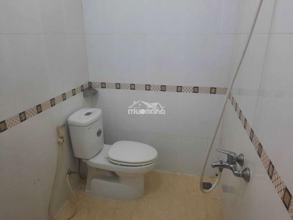 Phòng trọ đầy đủ tiện nghi q tân bình giáp q10 - 2
