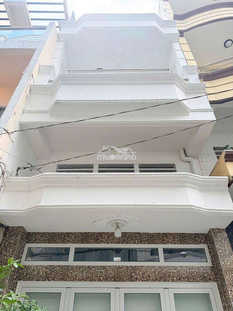 Hẻm chuẩn 5m đường 3/2 q10. (3.3m x 13m). 3 tầng btct. giá 8.8 tỷ tl