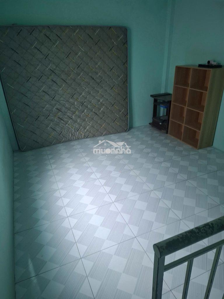 Cho thuê nhà bình chánh 1 gác 2 phòng ngủ 1 toilet